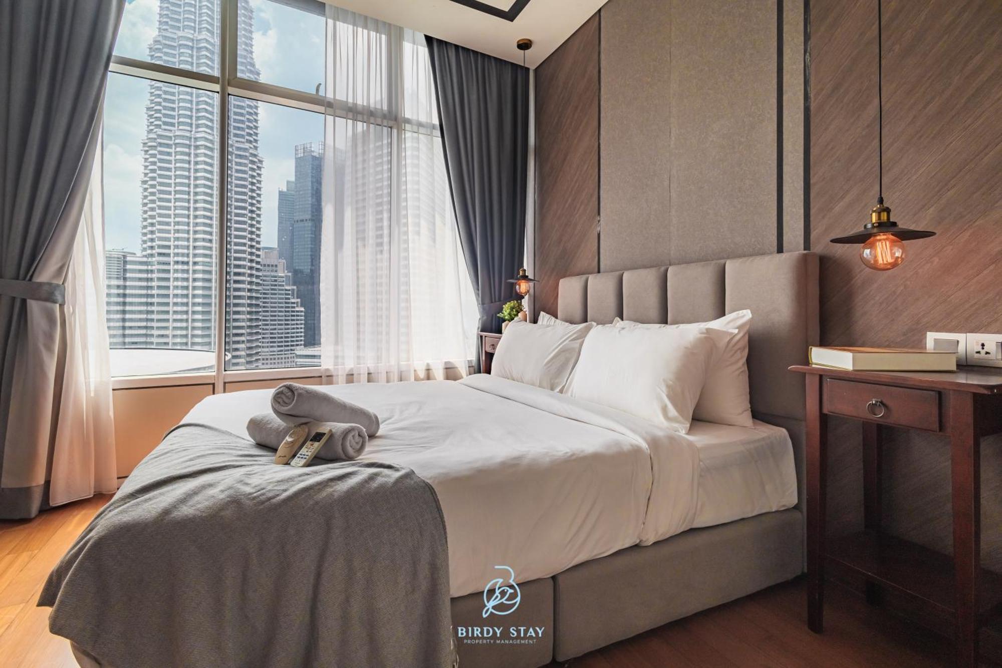 Sky Suites Klcc Homestay By Birdy Stay Kuala Lumpur Luaran gambar